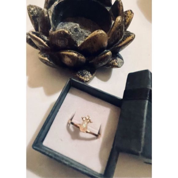 Pretty opal CROWN GOLD BOHO RING - Picture 3 of 5